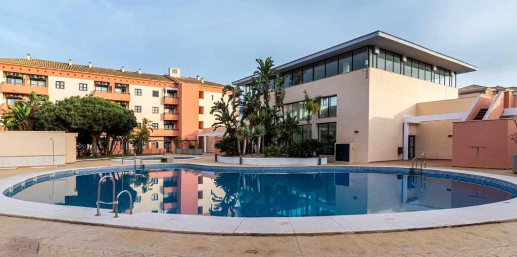 Apartamento Junto A La Playa Con Piscina Y Parking Punta Umbría Dış mekan fotoğraf